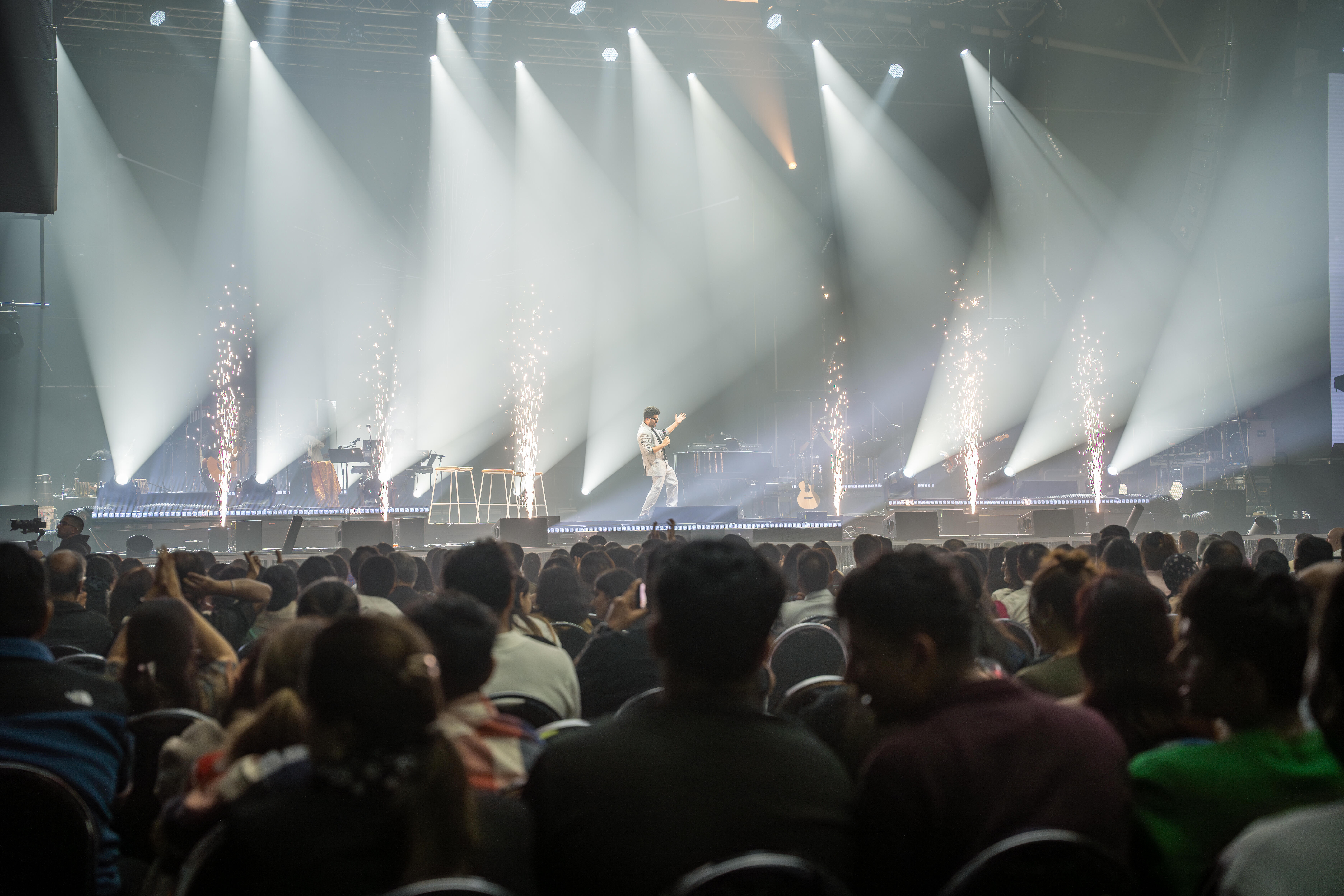 SHREYA GHOSHAL photo 7